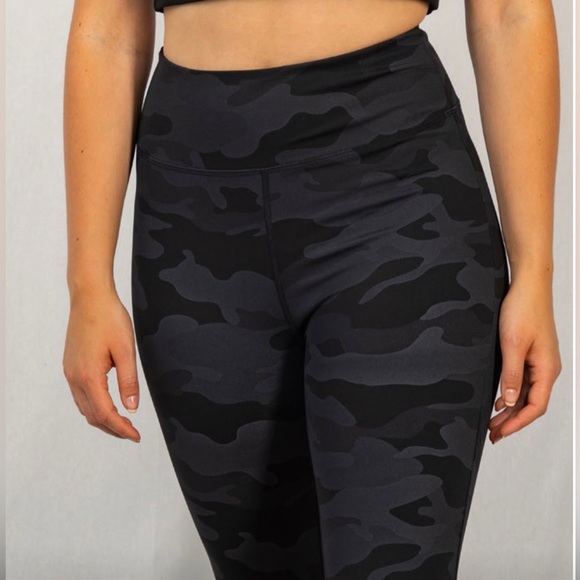 WHITE BIRCH- High Waisted Camouflage Print Knit Leggings - Picture 2 of 7